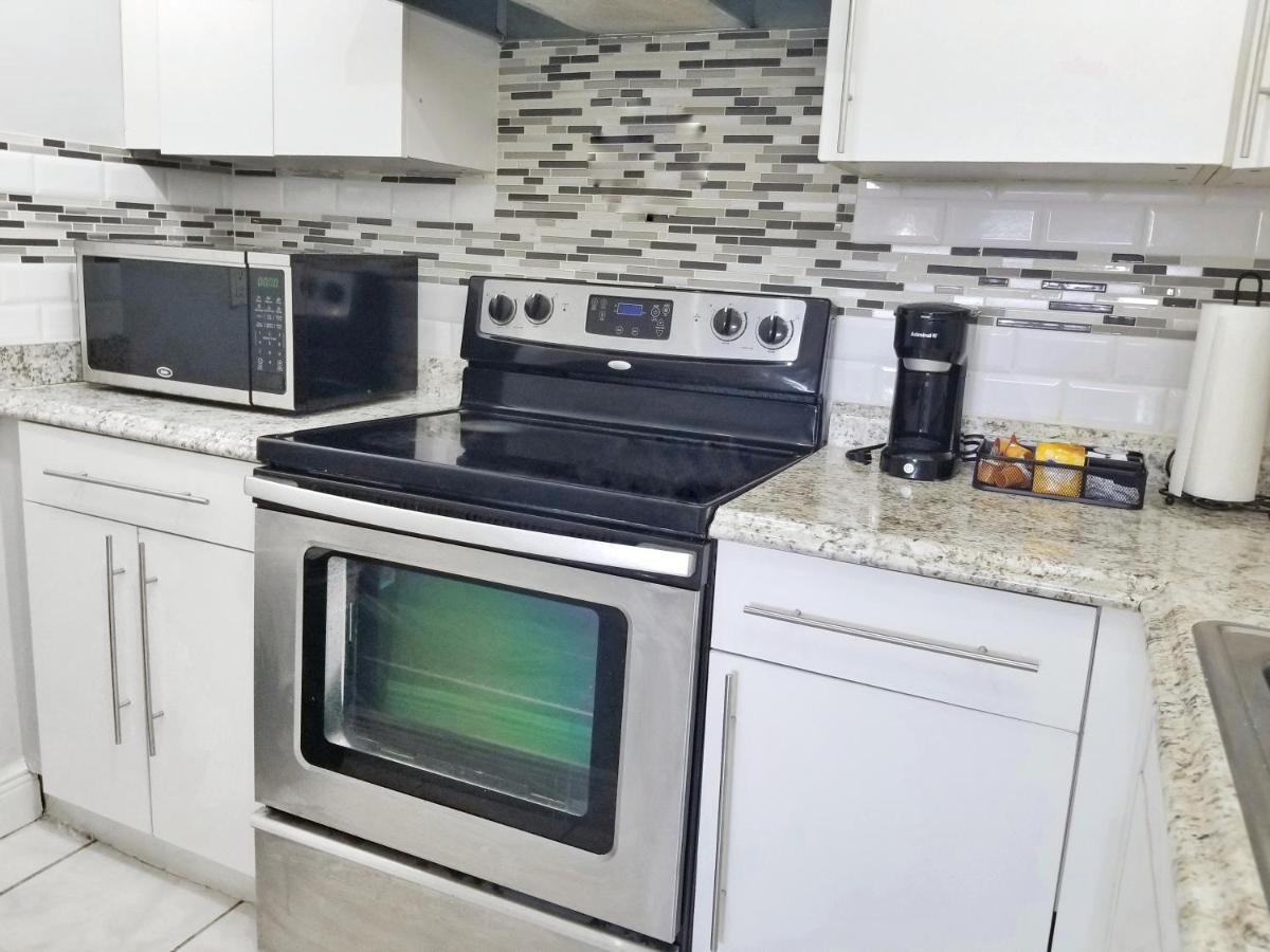 Glam Apartment 5 Miles From Hard Rock Stadium Miramar Extérieur photo